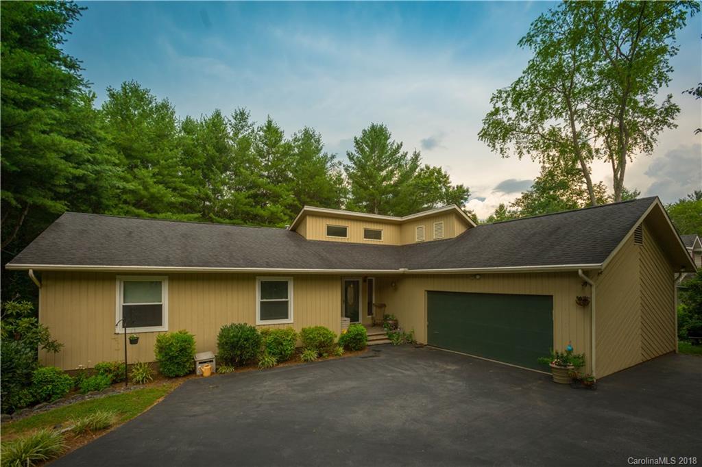 16 Shackleford Drive Asheville NC 28806