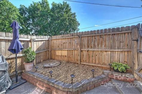 4327 Walker Road Charlotte NC 28211