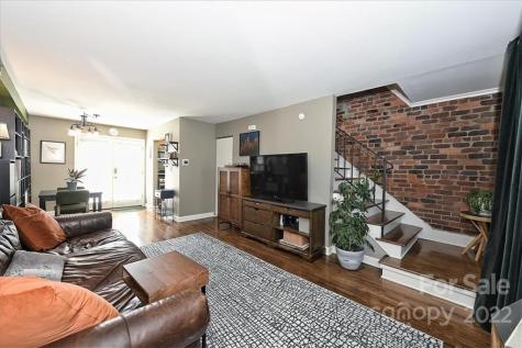 4327 Walker Road Charlotte NC 28211