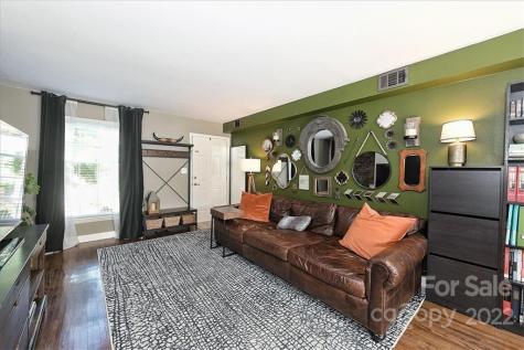 4327 Walker Road Charlotte NC 28211