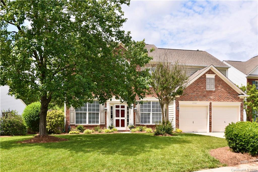 9744 Woodend Court Charlotte NC 28277