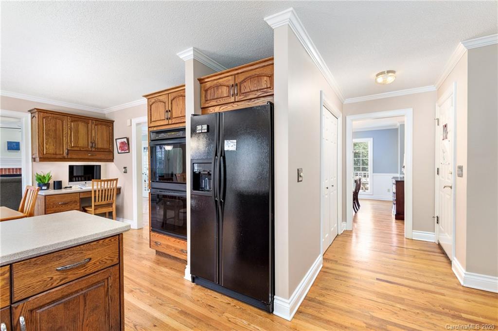1213 Saint Charles Court Asheville NC 28803