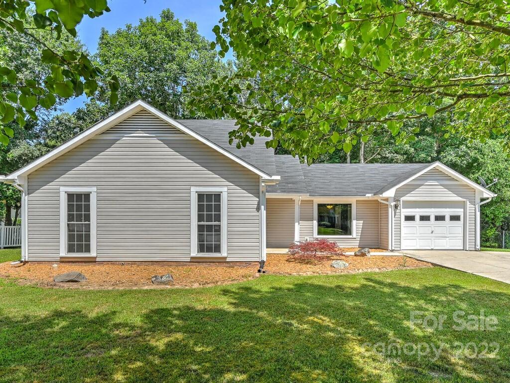 33 Southchase Drive Fletcher NC 28732