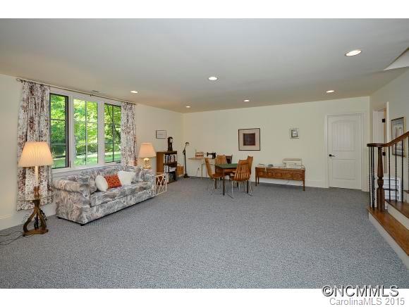 23 Hemlock Road Asheville NC 28803