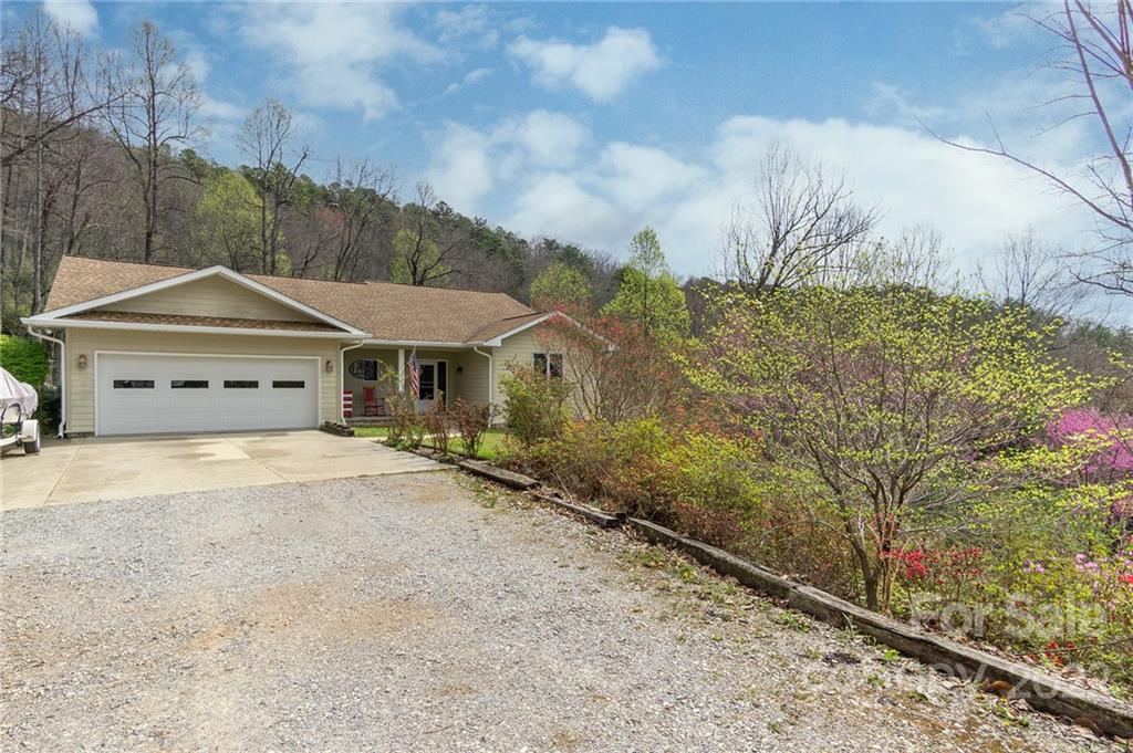 1424 Wolf Pen Road Old Fort NC 28762