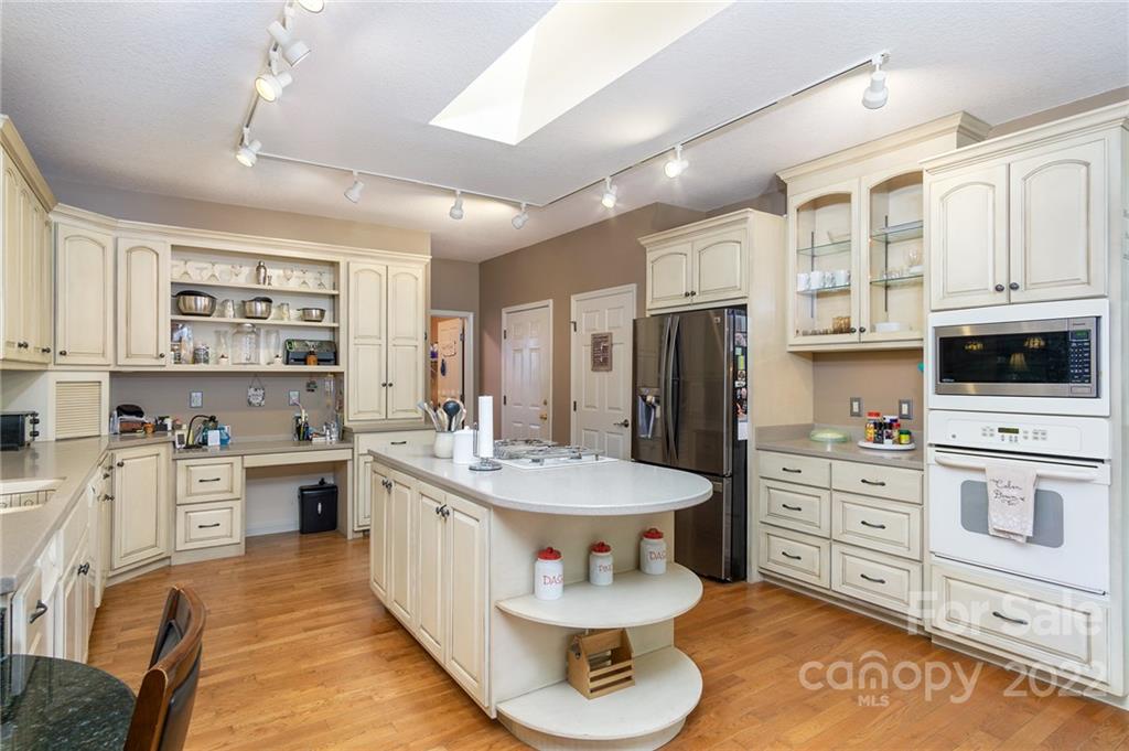 1424 Wolf Pen Road Old Fort NC 28762