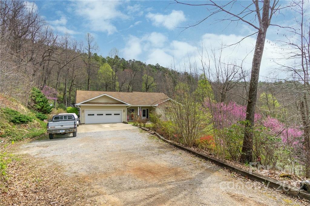 1424 Wolf Pen Road Old Fort NC 28762