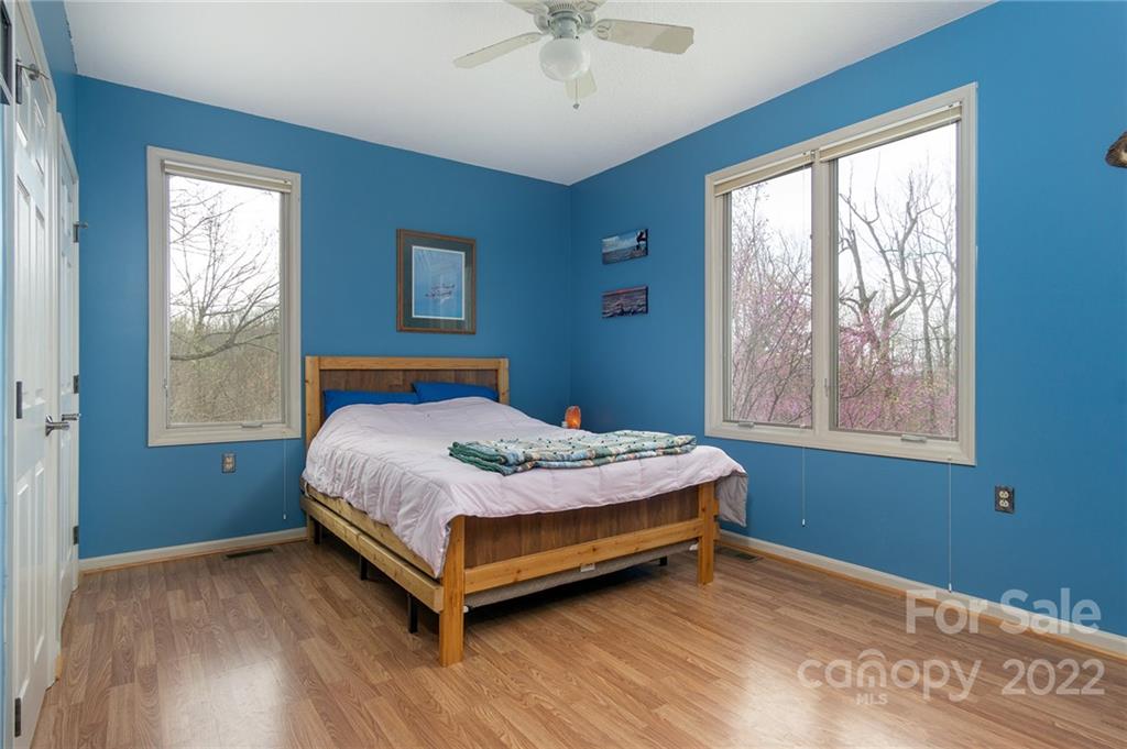 1424 Wolf Pen Road Old Fort NC 28762