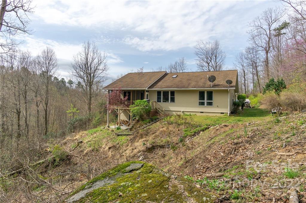 1424 Wolf Pen Road Old Fort NC 28762