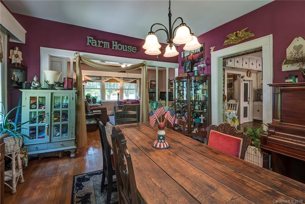 139 Brucemont Circle Asheville NC 28806