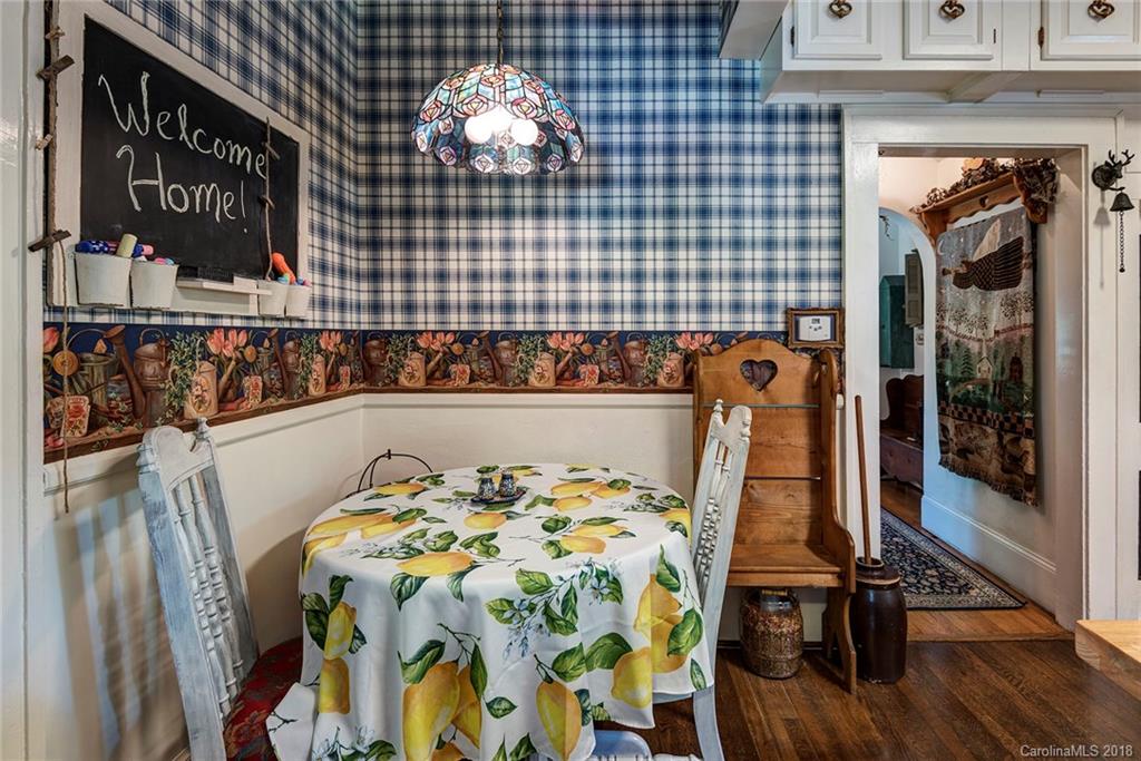 139 Brucemont Circle Asheville NC 28806