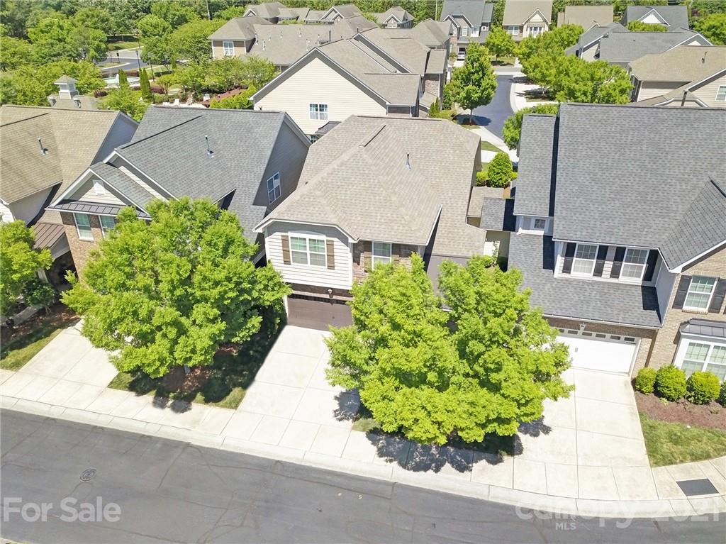 5923 Glenmore Garden Drive Charlotte NC 28270