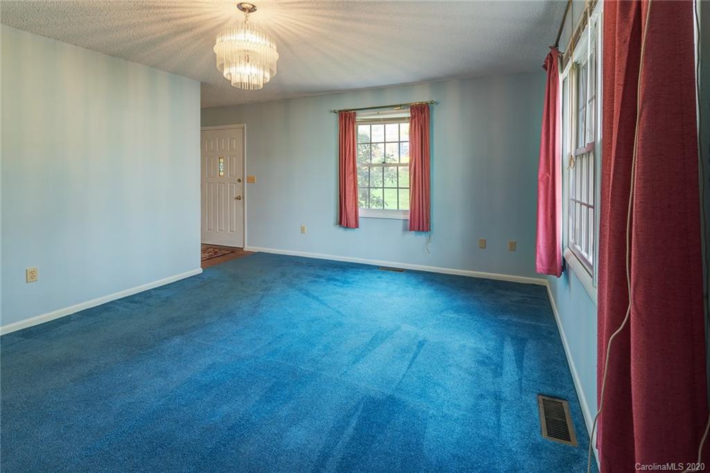 661 Old Fort Road Fairview NC 28730