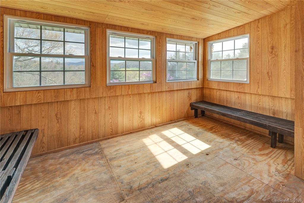 661 Old Fort Road Fairview NC 28730