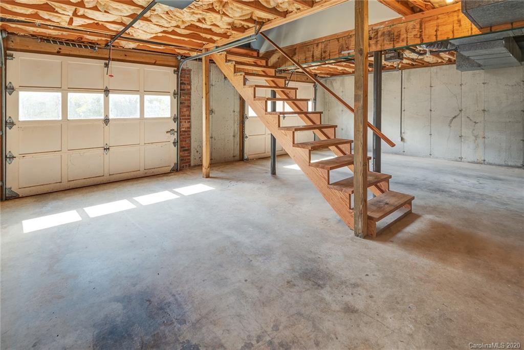 661 Old Fort Road Fairview NC 28730