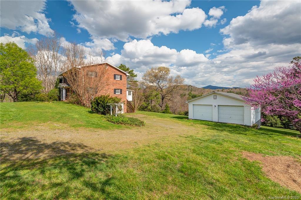 661 Old Fort Road Fairview NC 28730