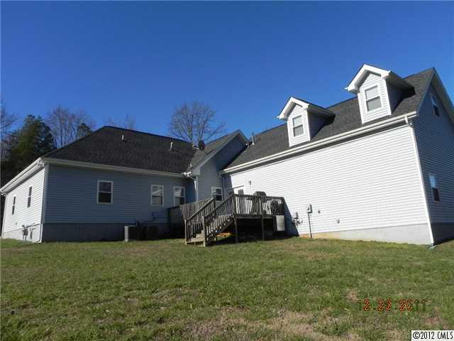 231 Breezewood Drive Charlotte NC 28262