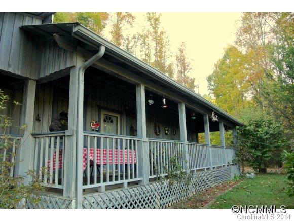 75 Cracker Trail Burnsville NC 28714