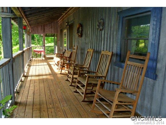 75 Cracker Trail Burnsville NC 28714