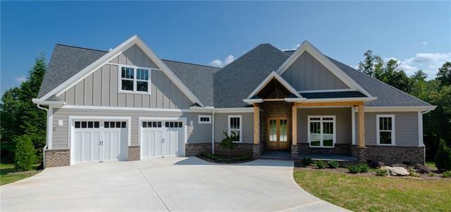 131 North Shore Drive Hickory NC 28601