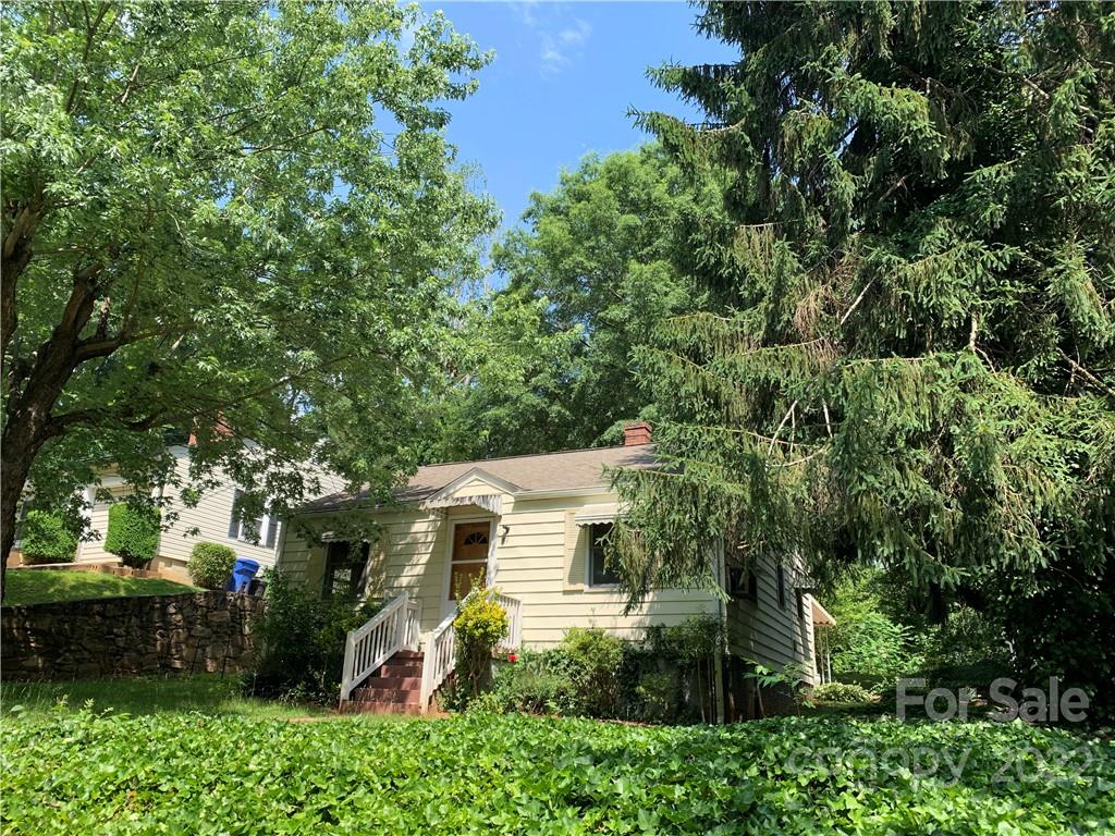 51 Arthur Road Asheville NC 28806