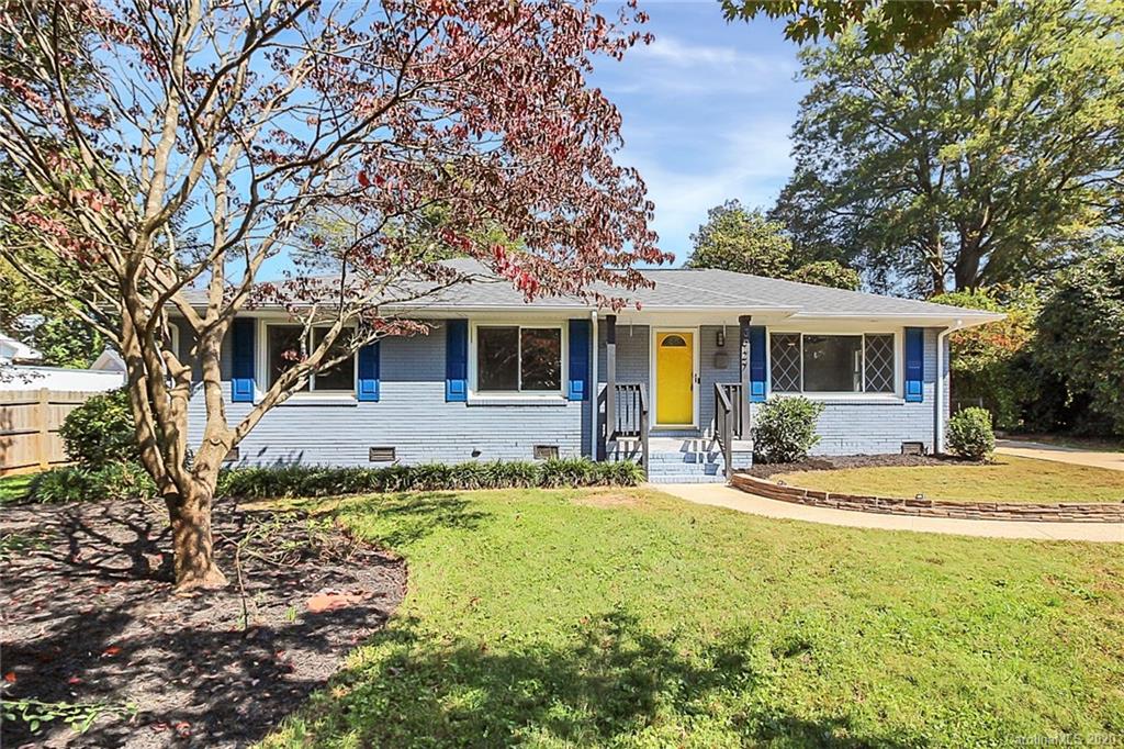 3927 Woodgreen Terrace Charlotte NC 28205