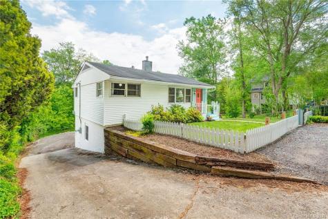 63 Brucemont Circle Asheville NC 28806