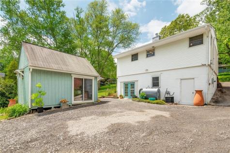 63 Brucemont Circle Asheville NC 28806