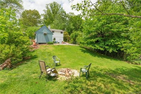 63 Brucemont Circle Asheville NC 28806