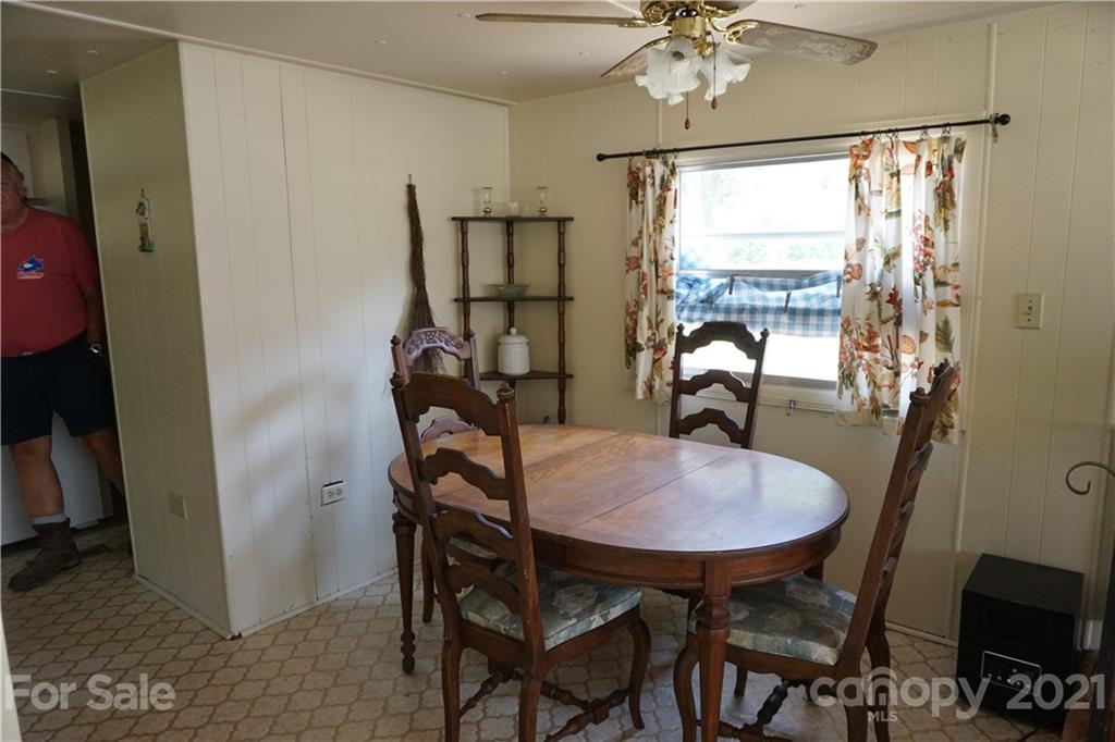 995 Cattail Creek Road Burnsville NC 28714