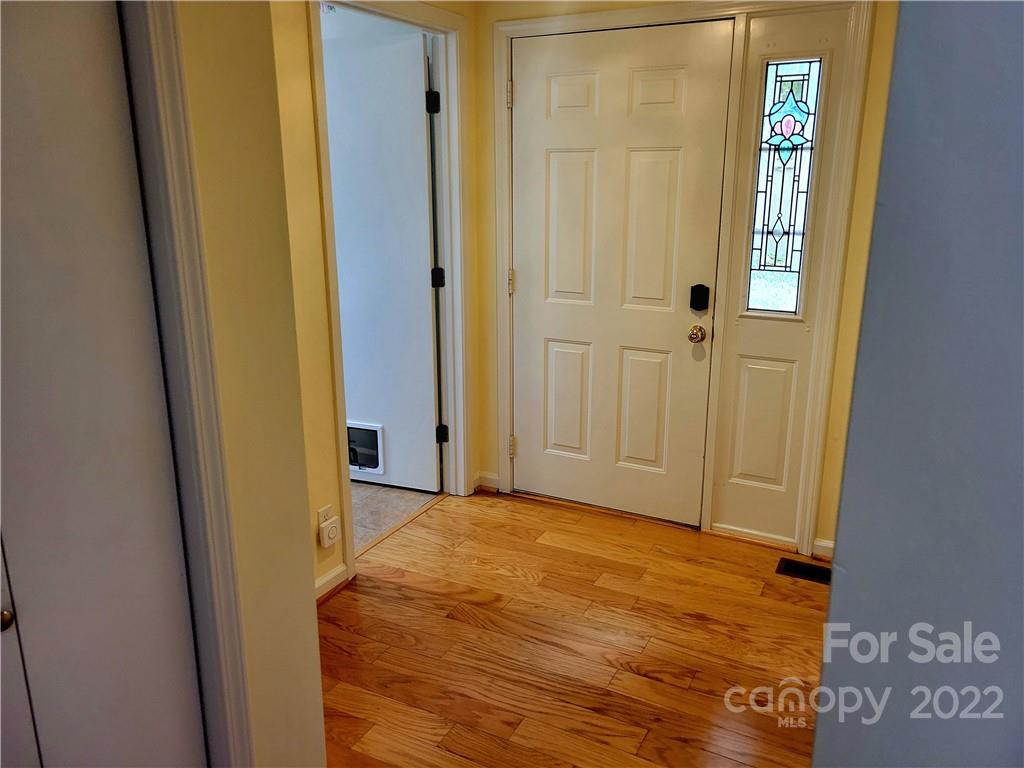32b Larkspur Court Asheville NC 28805