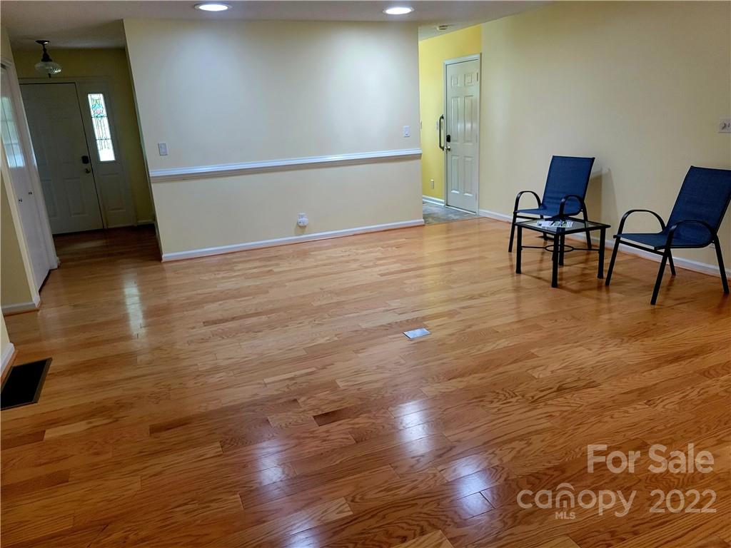 32b Larkspur Court Asheville NC 28805