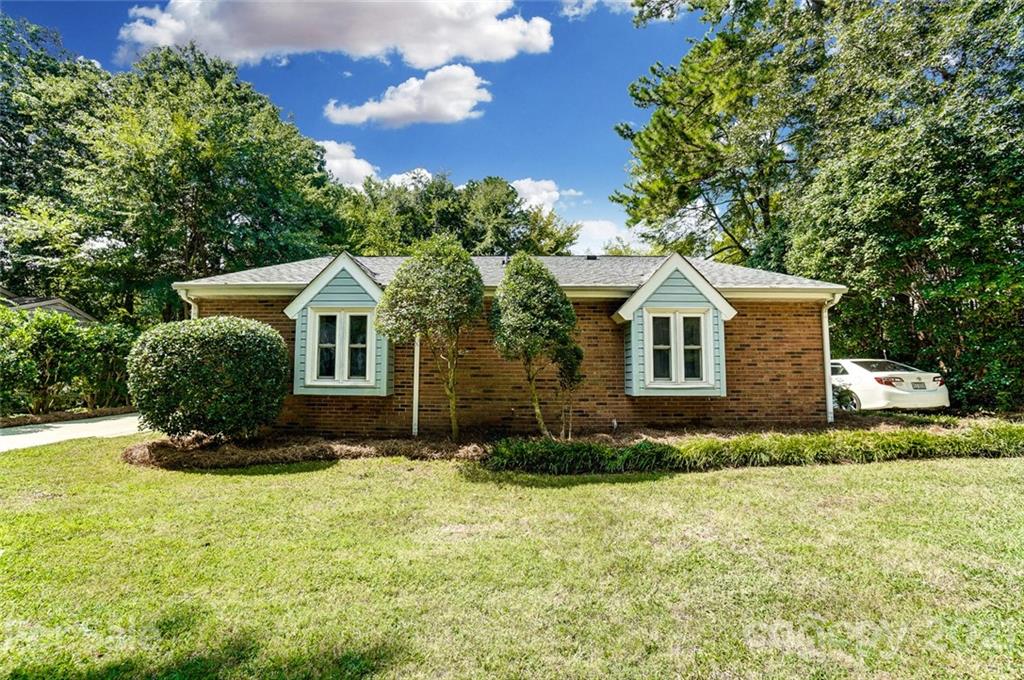 10708 Blue Heron Drive Charlotte NC 28226