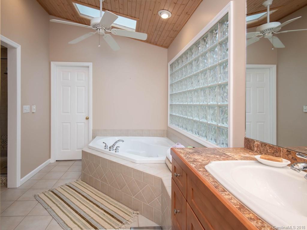 789 Merrills Cove Road Asheville NC 28803