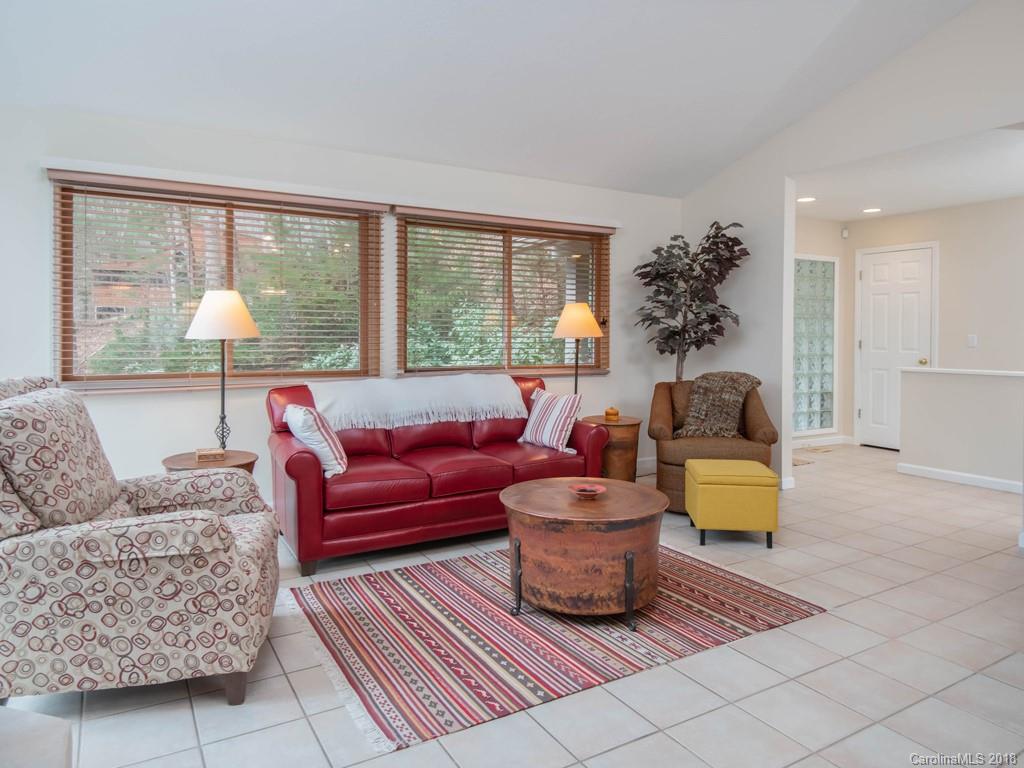 789 Merrills Cove Road Asheville NC 28803