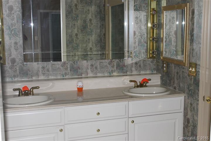 5 Cedar Ridge Drive Asheville NC 28806