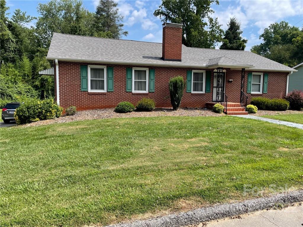 53 E Glenview Street Marion NC 28752