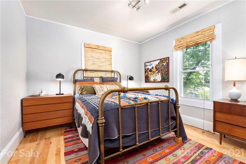 25 Yale Street Asheville NC 28806