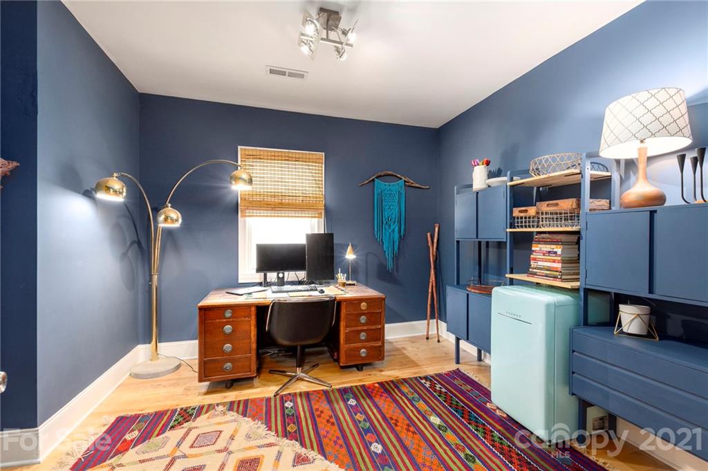 25 Yale Street Asheville NC 28806