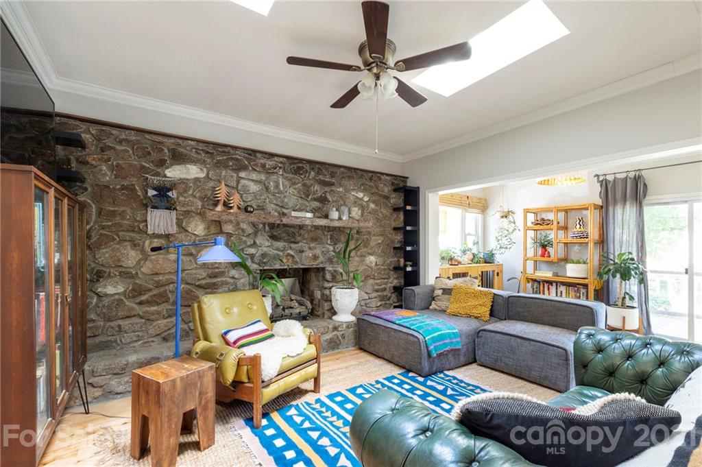25 Yale Street Asheville NC 28806
