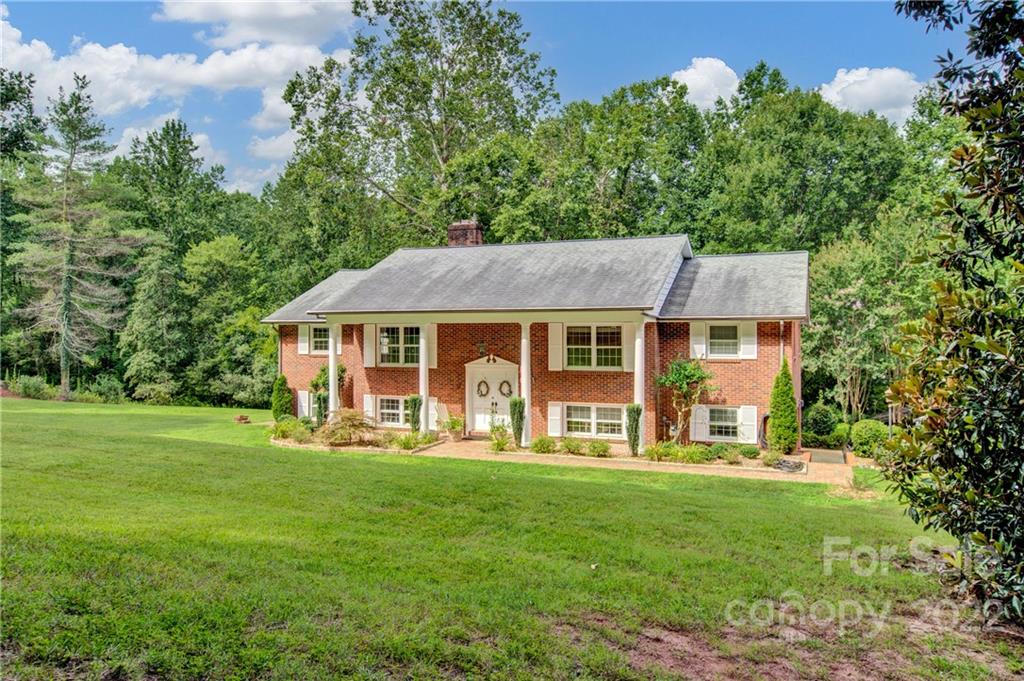 204 28th Avenue Drive NW Hickory NC 28601