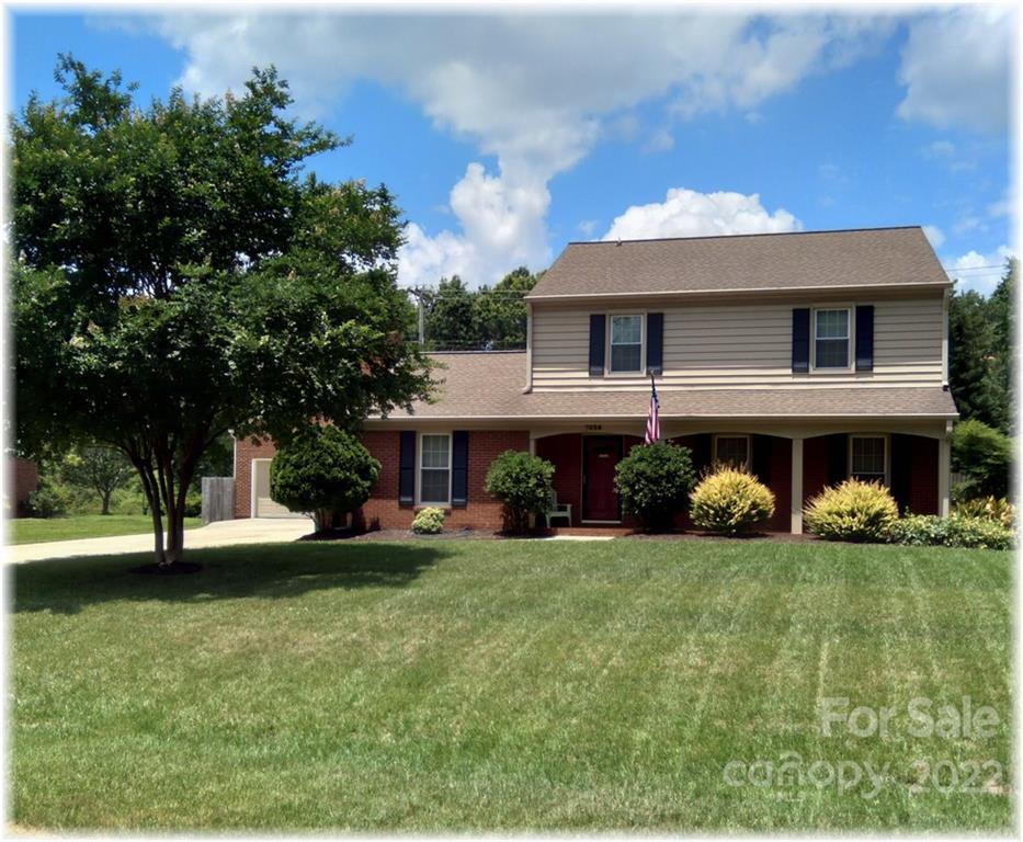 7526 Yellow Pine Court Charlotte NC 28277