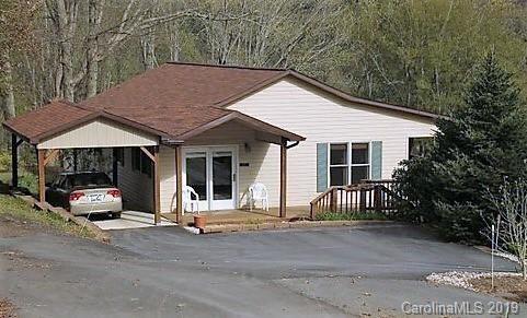 200 White Oak Circle Burnsville NC 28714