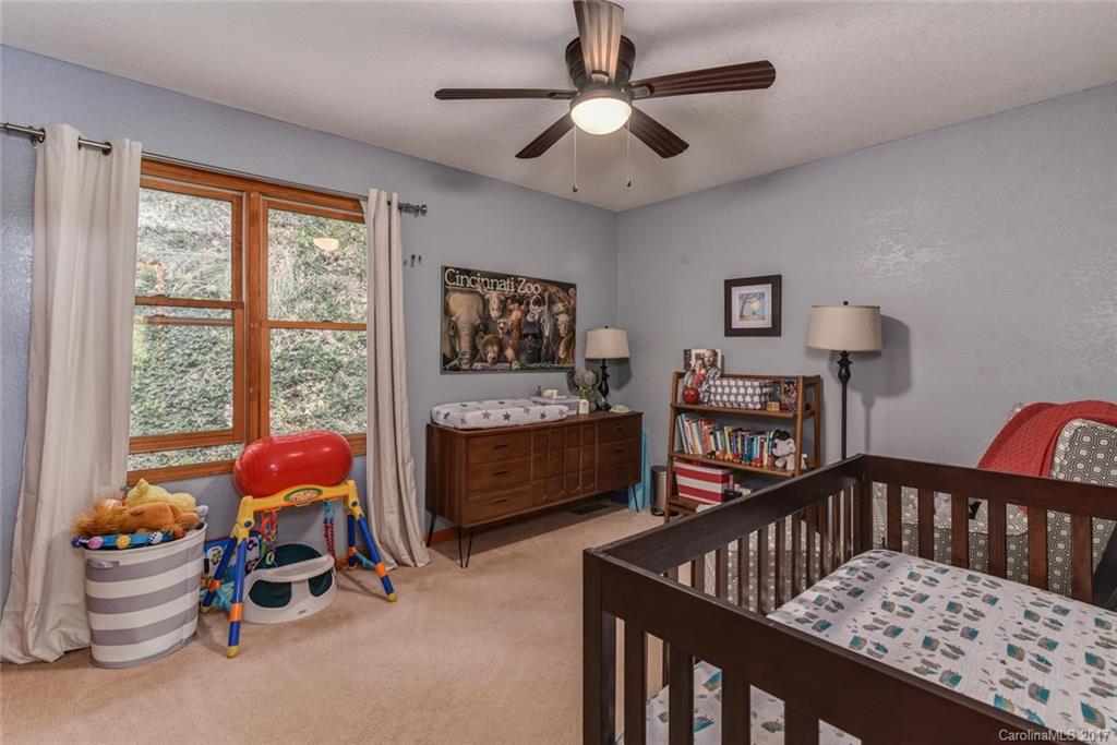 180 Pink Fox Cove Road Weaverville NC 28787