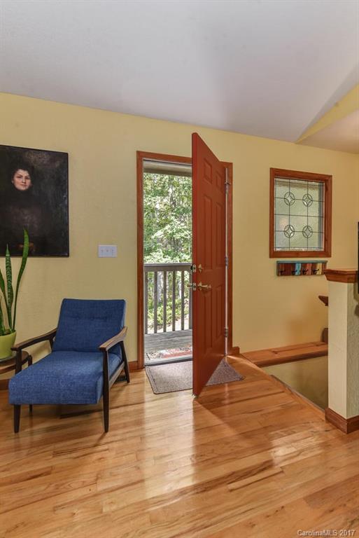 180 Pink Fox Cove Road Weaverville NC 28787