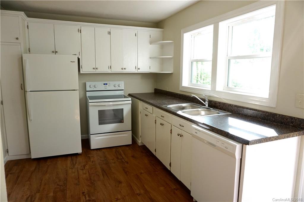 79 Silver Springs Road Burnsville NC 28714