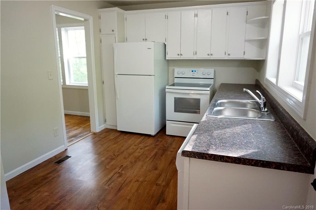 79 Silver Springs Road Burnsville NC 28714