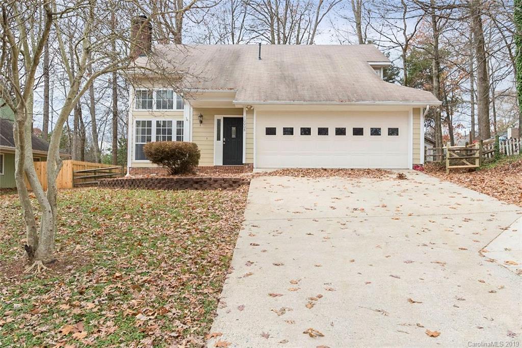 10008 Holly Tree Drive Charlotte NC 28215