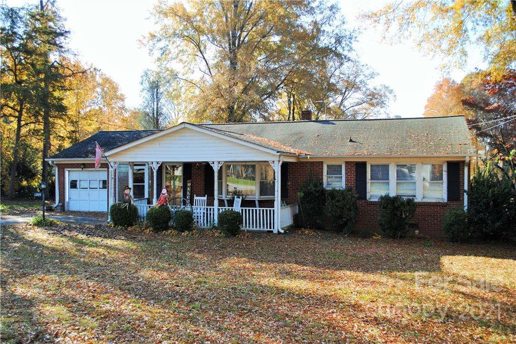 1203 Brown Street Lexington NC 27292