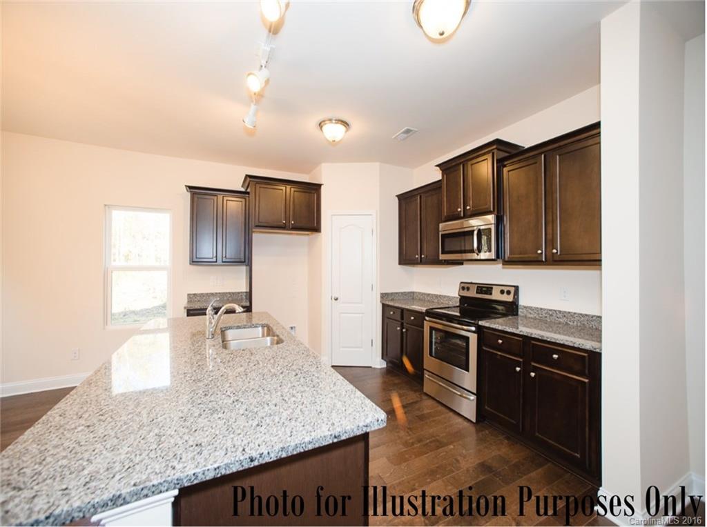 5023 Lakeview Road Charlotte NC 28216